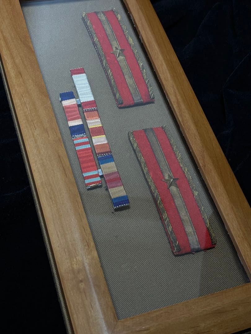 旧日本軍　軍隊物　蔵出し　肩章　略綬　当時物