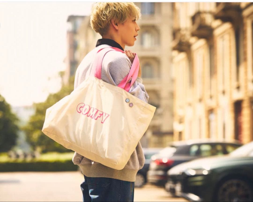 ☆セール未使用新品 COMFY 岩岡徹 トートバッグ＆ピンバッジ2種