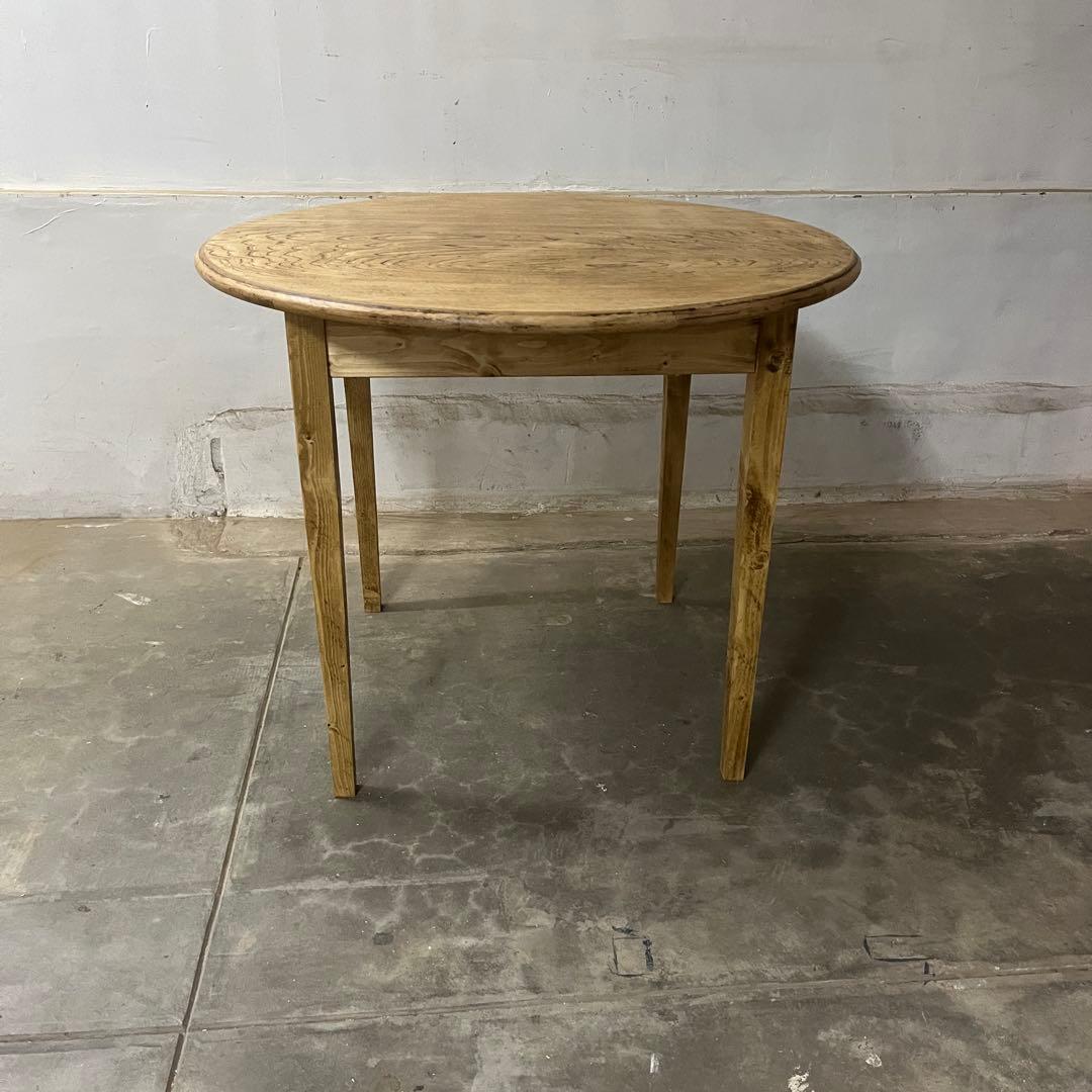 アンティーク　円形木製テーブル ナチュラルウッド
