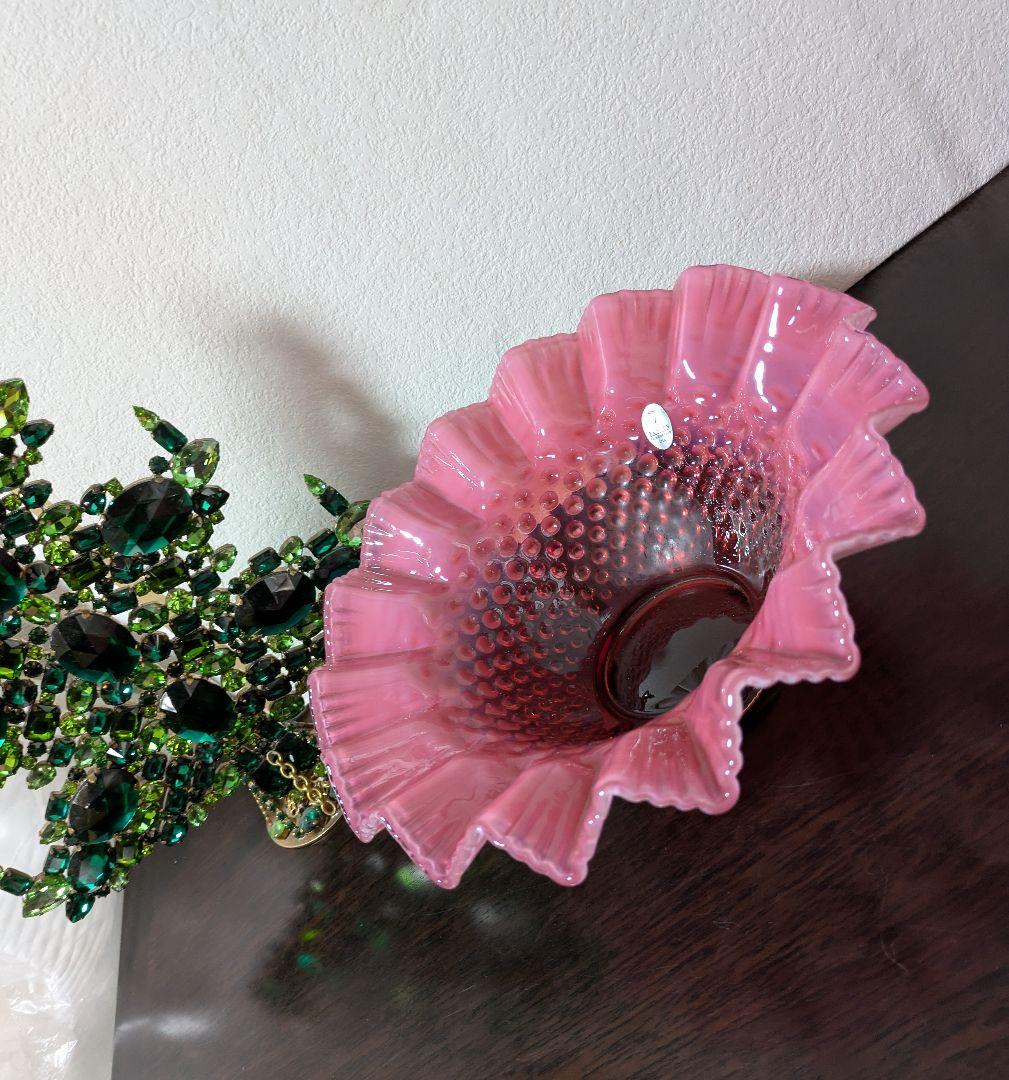 フェントン　クランベリーホブネイルオパルセント　フリルエッジ　ラージガラスボウル