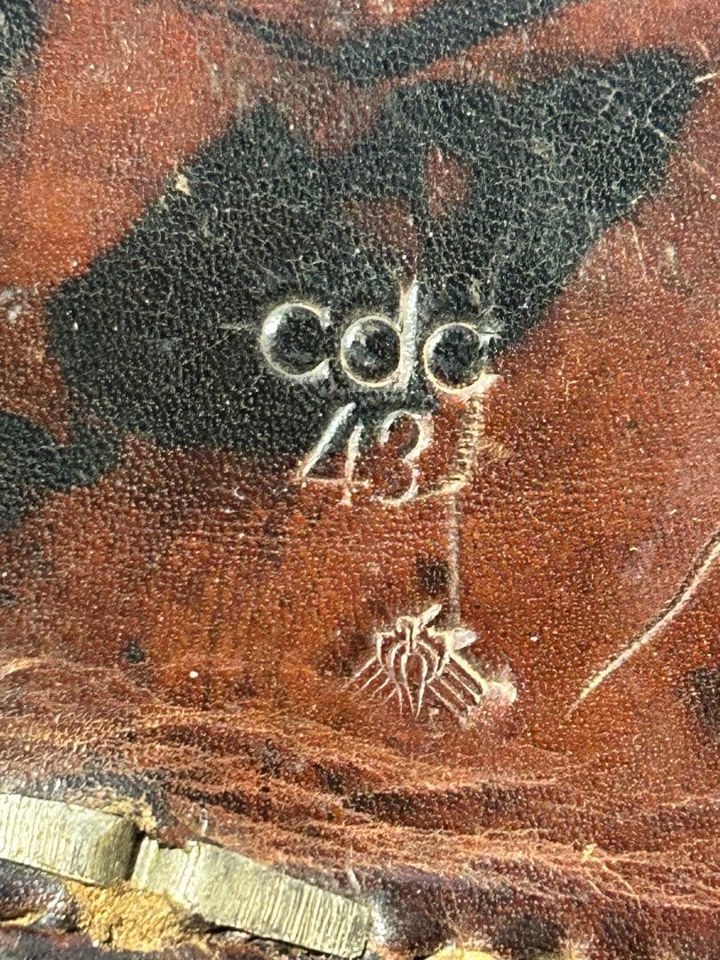 戦時ドイツ軍レザーホルスター（実物・1943年製・Waffenamt刻印）