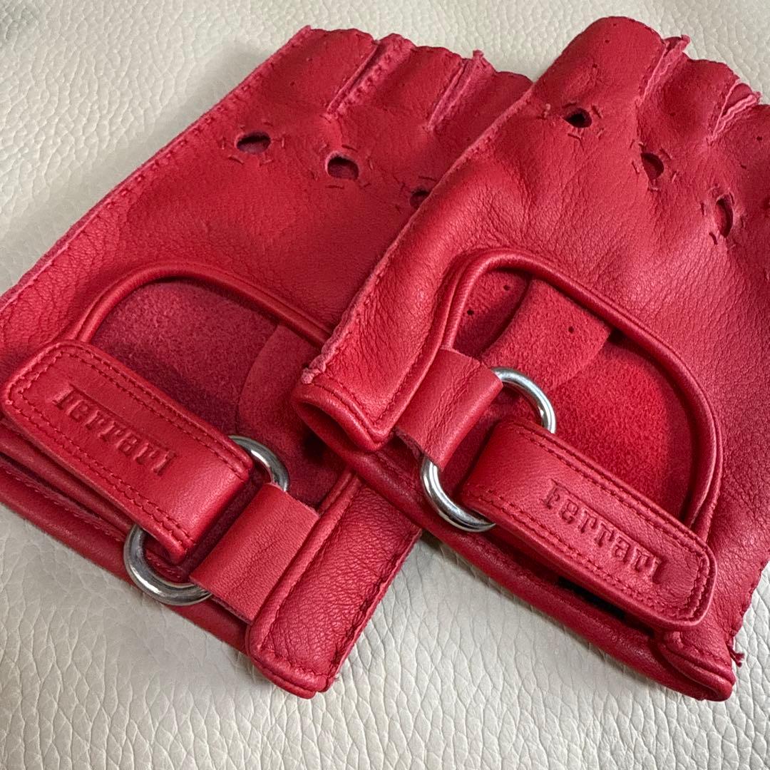 専用出品 フェラーリ オフィシャル レザー ドライビング グローブ