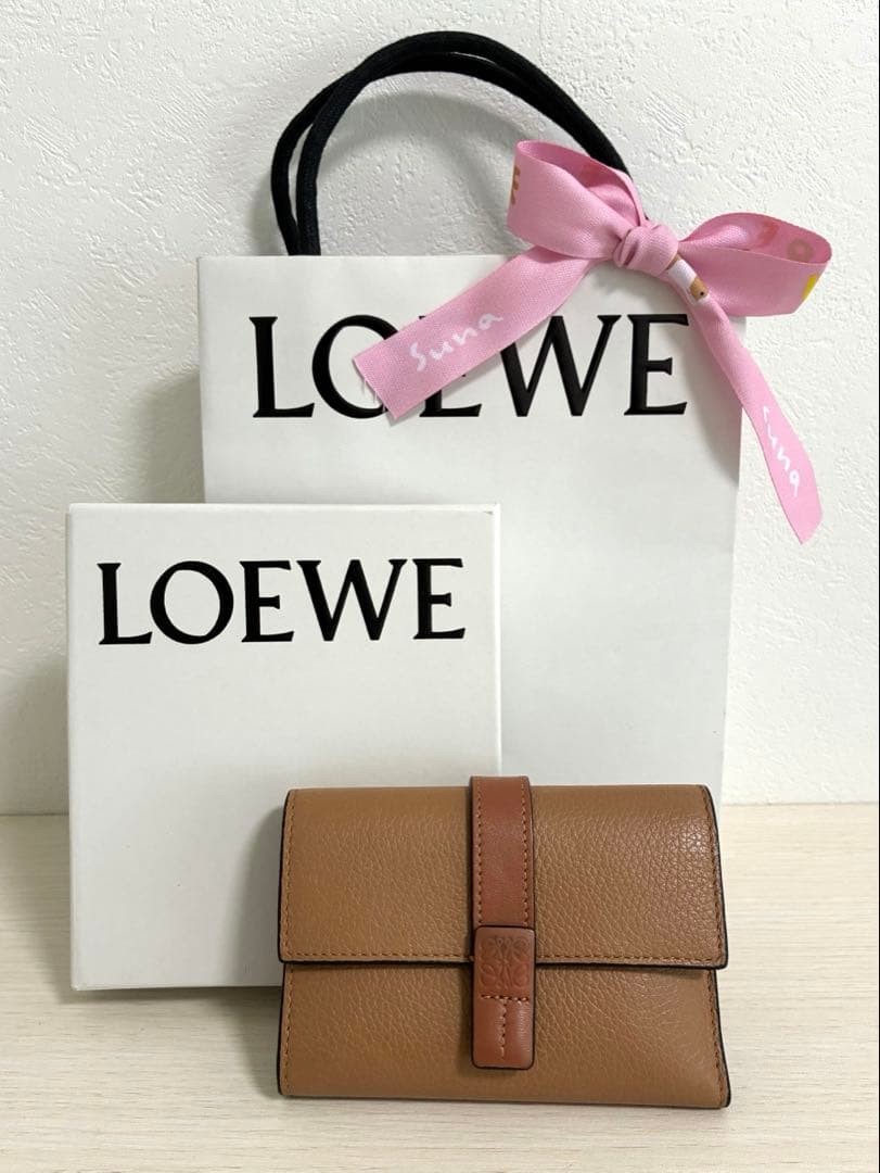 【muckn】LOEWE 三つ折り財布 ブラウン