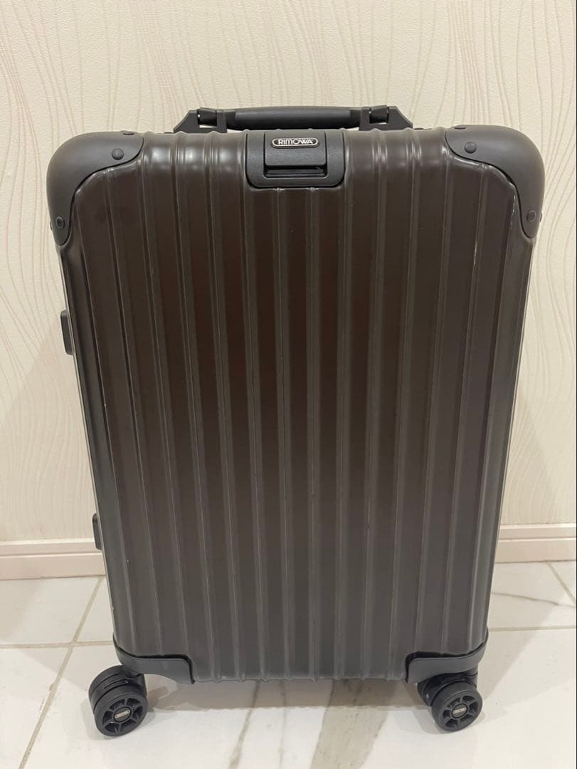 RIMOWA リモワ トパーズ ステルス 32L 機内持ち込　可能 使用1回