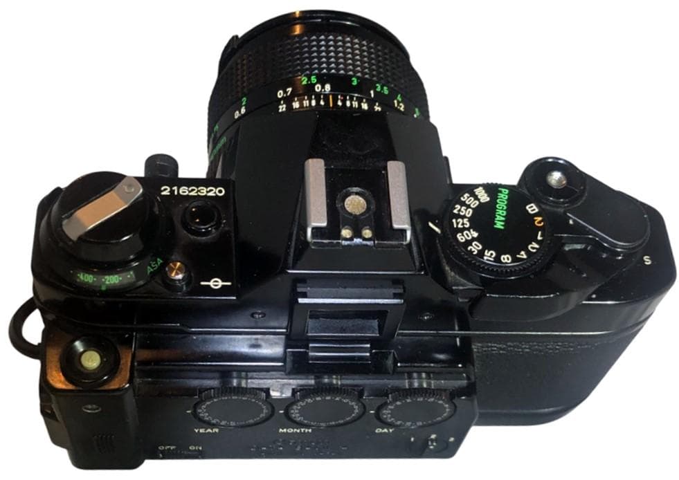 フィルムカメラ Canon AE-1 Program + D. BACK + FD 50 1.4