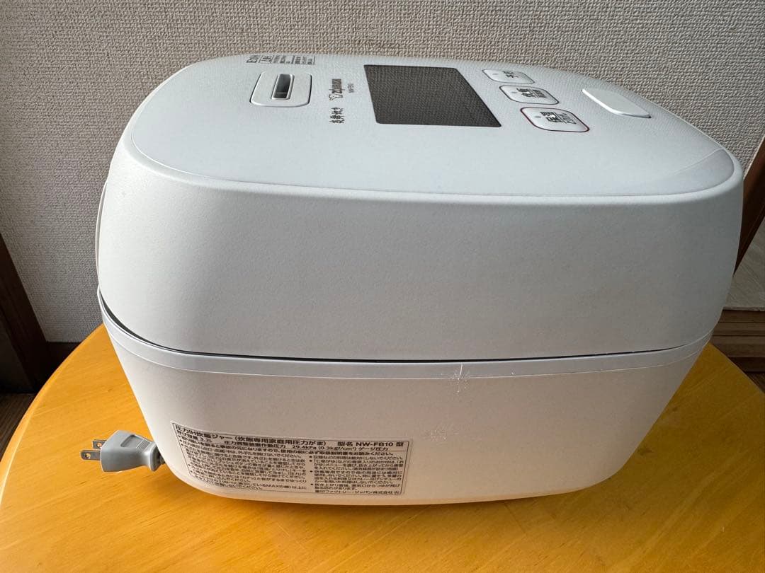 ZOJIRUSHI◆炊飯器 極め炊き NW-FB10-WZ