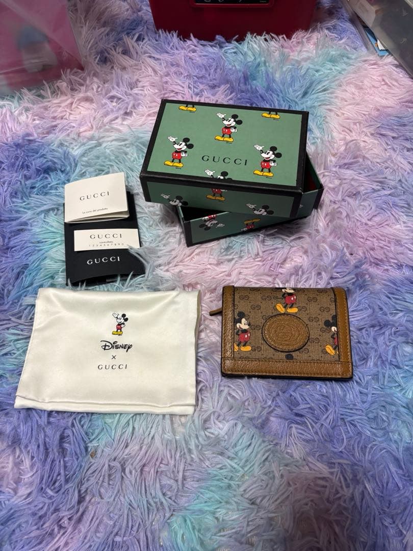 地*儀様 GUCCI グッチ　ミッキー財布