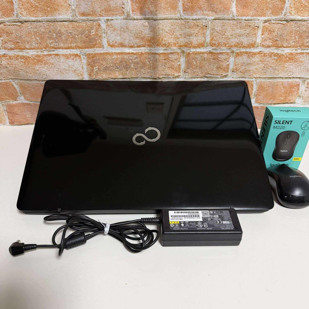 富士通ノート PC 高速起動SSD メモリ8GB Windows11 オフィス付