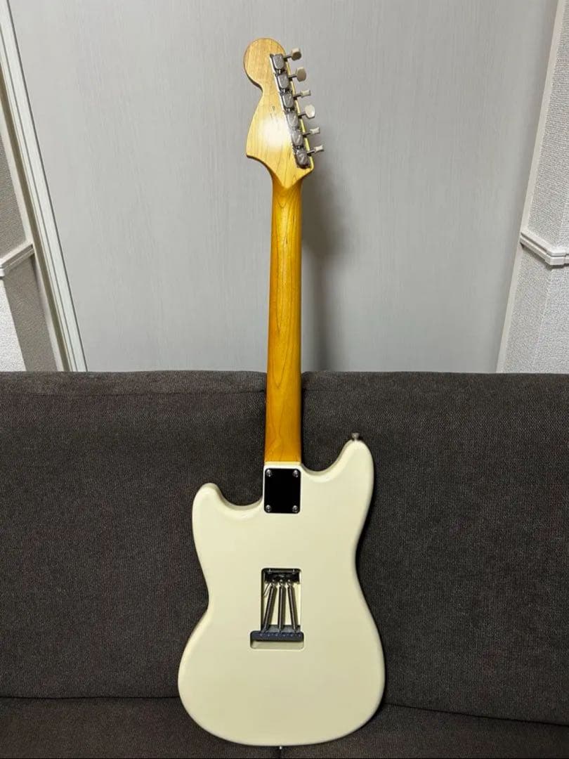 【Zicca限定版】Fender Mustang char owhホワイト 美品