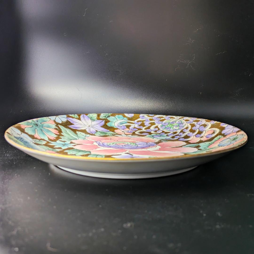 金彩に牡丹と桔梗の花々 装飾陶器の花瓶＆飾皿セット 淡い色彩が美しいです