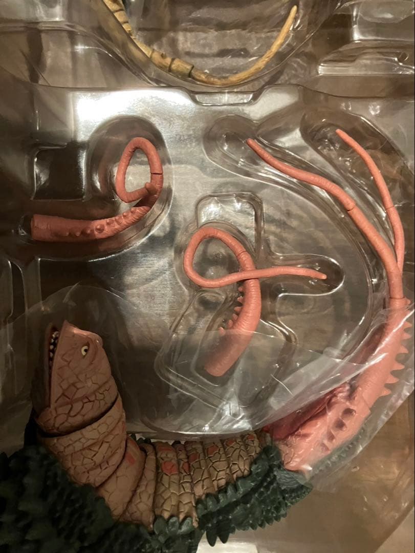 SHフィギュアーツ ツインテール　グドン　セット　ウルトラマン