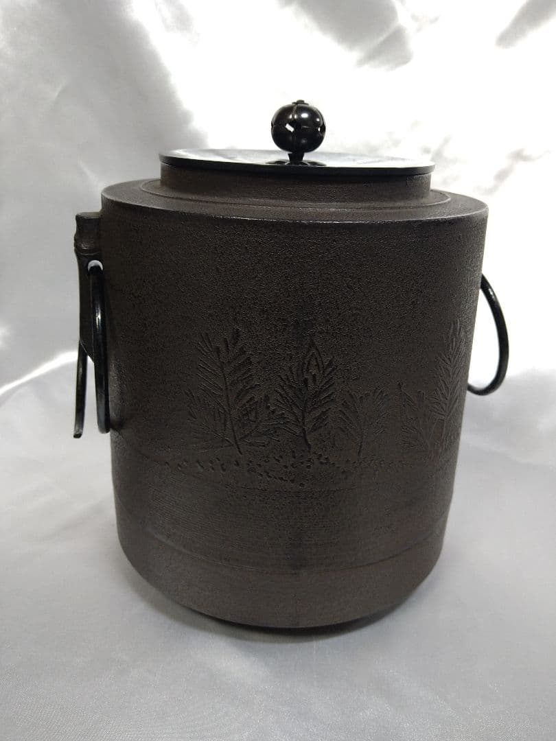 釜師浄義 松地紋 筒釜 茶釜 鉄釜 風炉釜 茶道具
