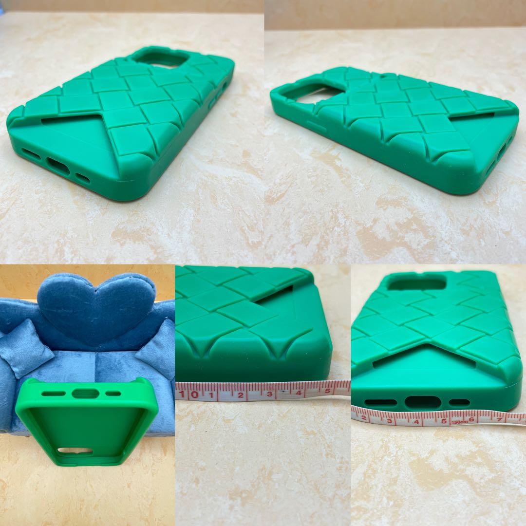 BOTTEGA VENETA ラバー　iPhone 15 Pro ケース