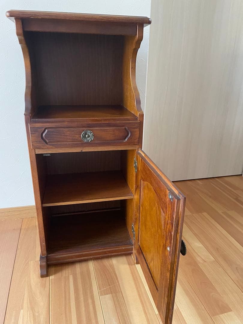 お得！カリモク　karimoku コロニアル　電話台　レトロ