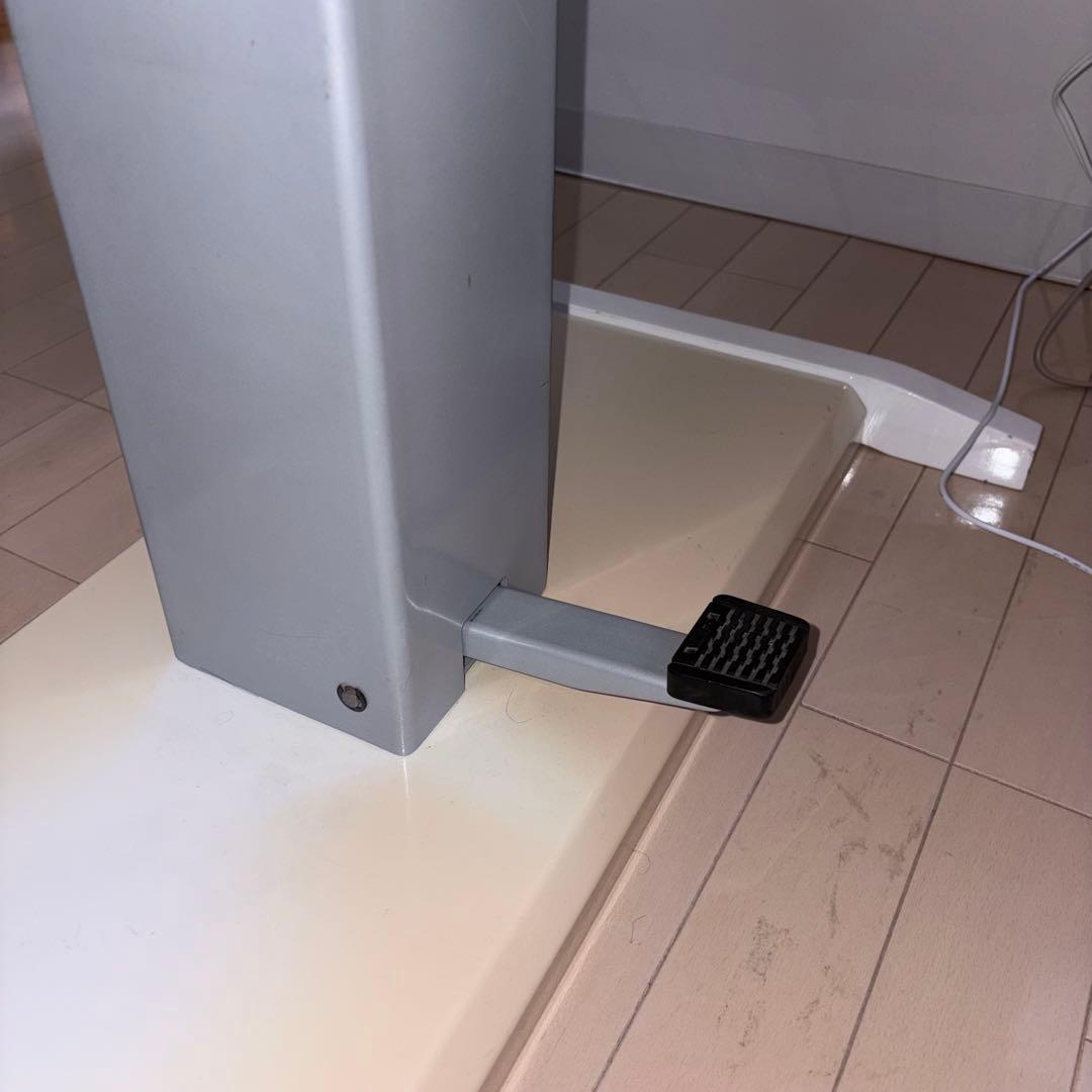 c*e様 【価格交渉可】ニトリ 昇降ダイニングテーブル　4人用