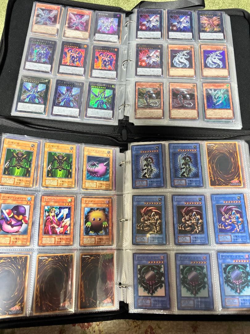【遊戯王カード引退品】初期・レリーフ等８００枚以上　　2ファイル分　即購入大歓迎
