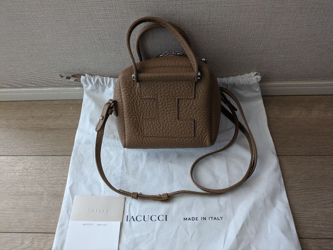 IACUCCI 　クーポラ　キャメル