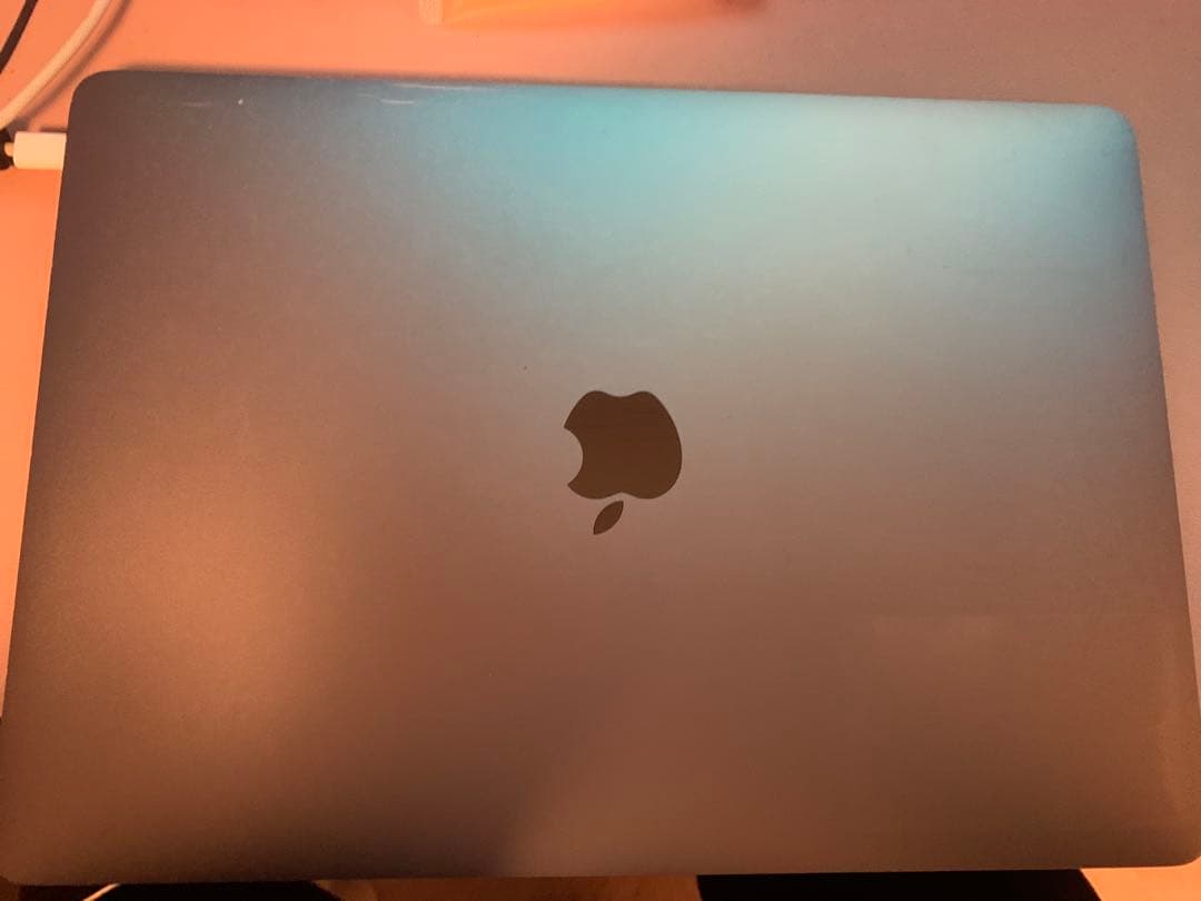 【液晶不具合あり】MacBookPro13インチ2016 256GB