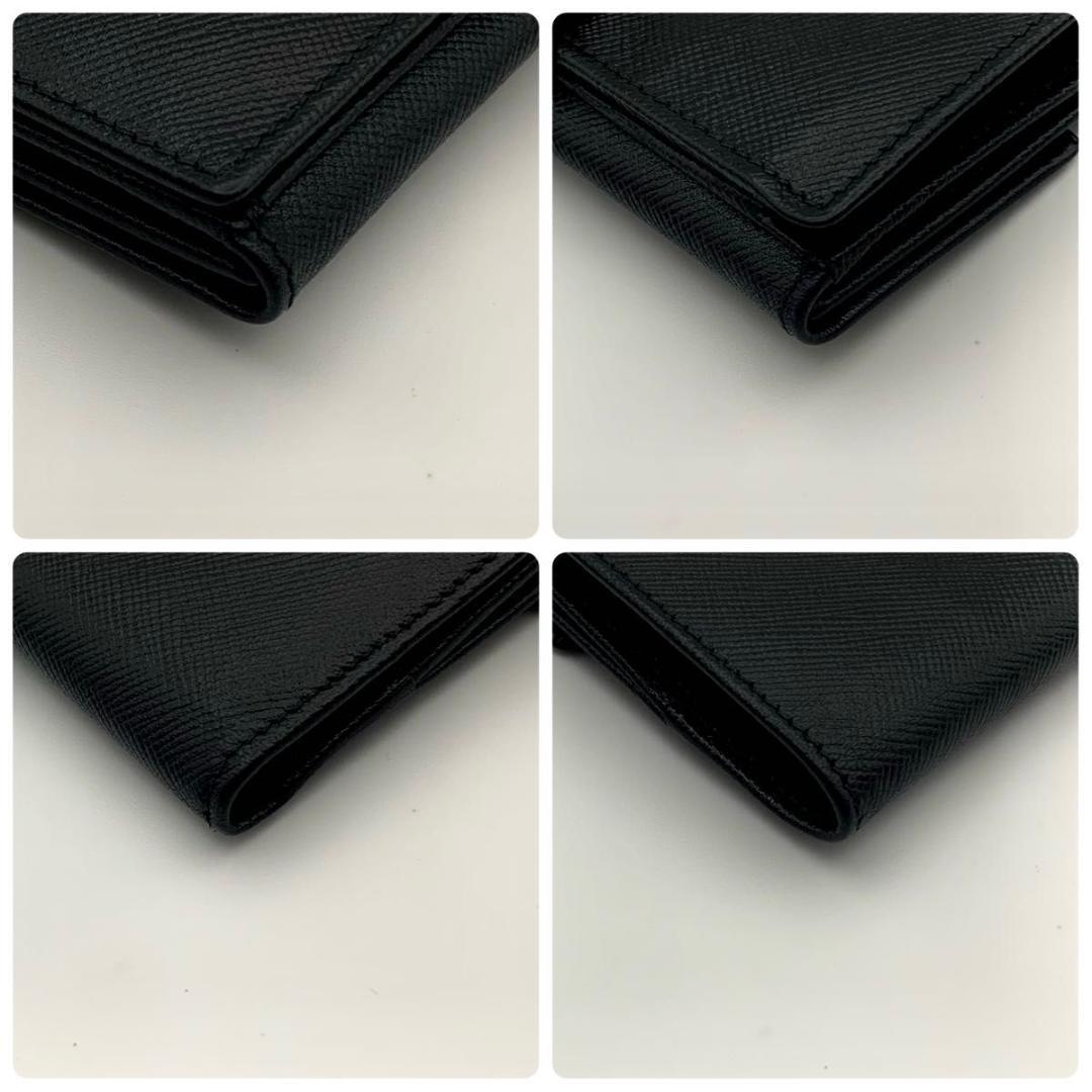 鑑定済み プラダ 財布 二つ折り サフィアーノ 三角プレート コンパクト 黒