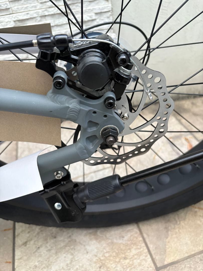 ファットバイク 26inch グレー　大型タイヤ　マウンテンバイク