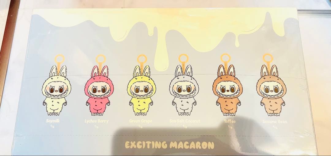 【新品未開封】Labubuラブブ エキサイティングマカロン ぬいぐるみ BOX