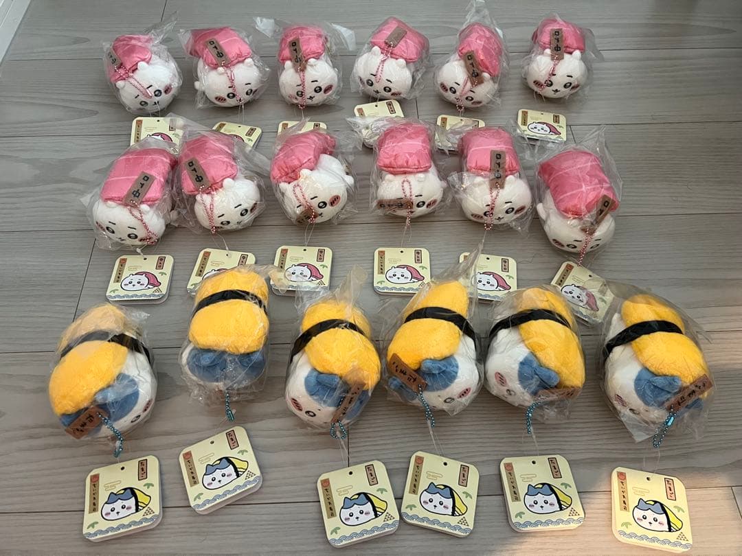 ちいかわ寿司 マスコット（ちいかわ／中トロ）12点セット　ハチワレ　たまご6点