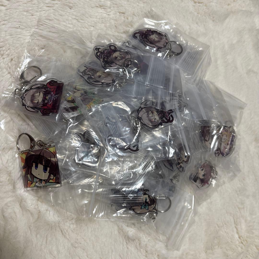 パープルソフトウェア　アクリルキーホルダー　まとめ売り　40個　ハピメア　舞亜