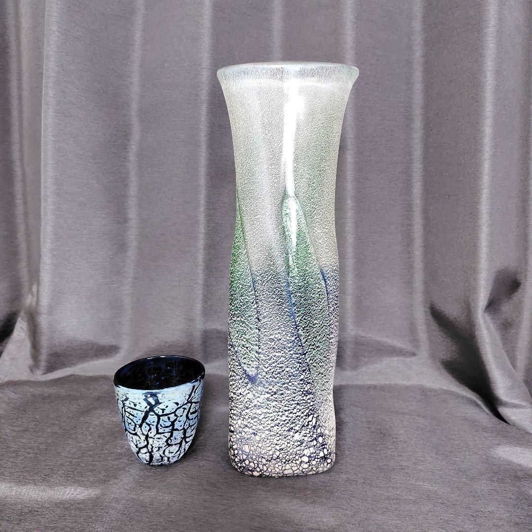 稲嶺盛一郎の特大花瓶