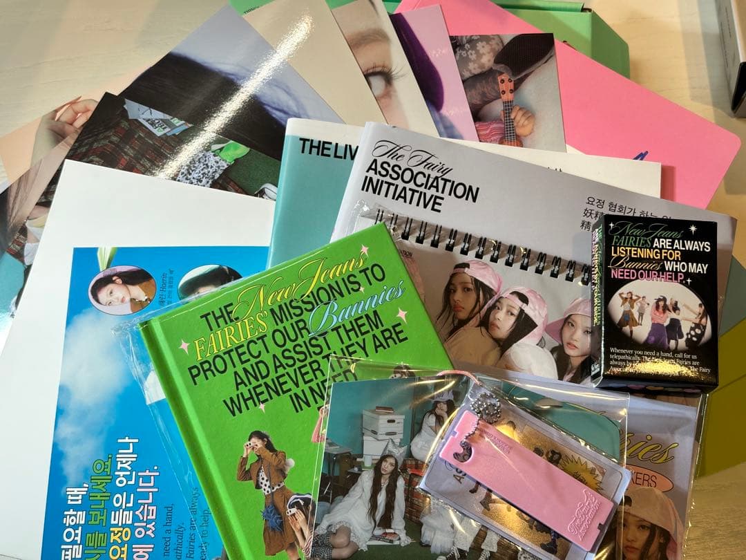 NEWJEANS 2025 SEASON'S GREETINGなど