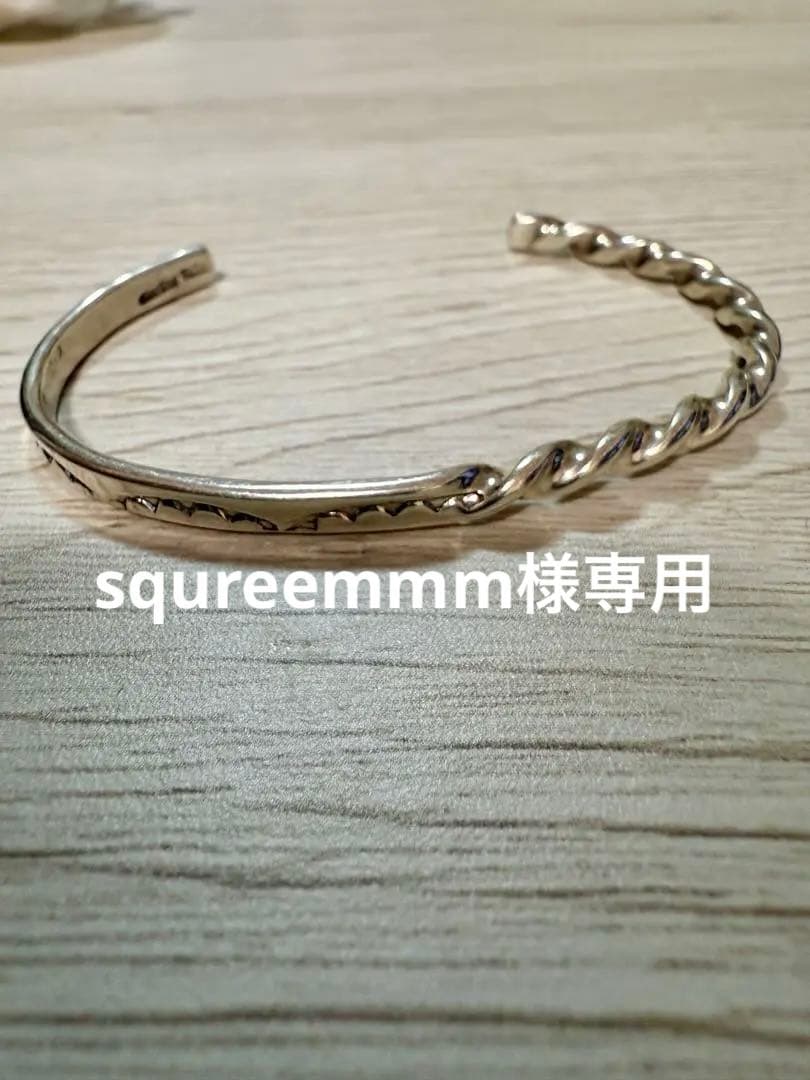 期間限定ナバホ　シルバー　バングル　Elaine Taheインディアンジュエリー