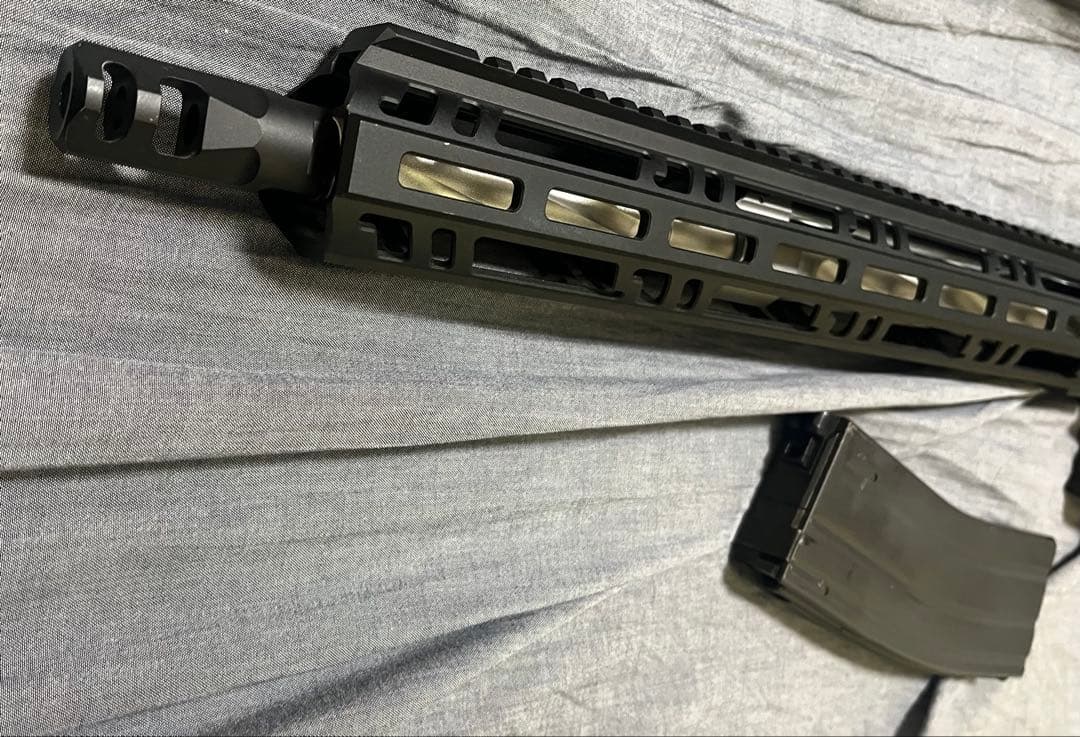 東京マルイ　MTR ガスブローバック　はホーググリップ　ハードケース付