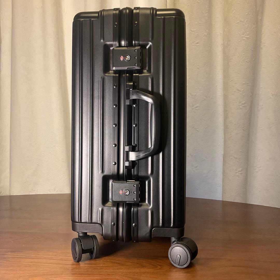 リベティ多機能キャリーケース マットブラックSサイズ