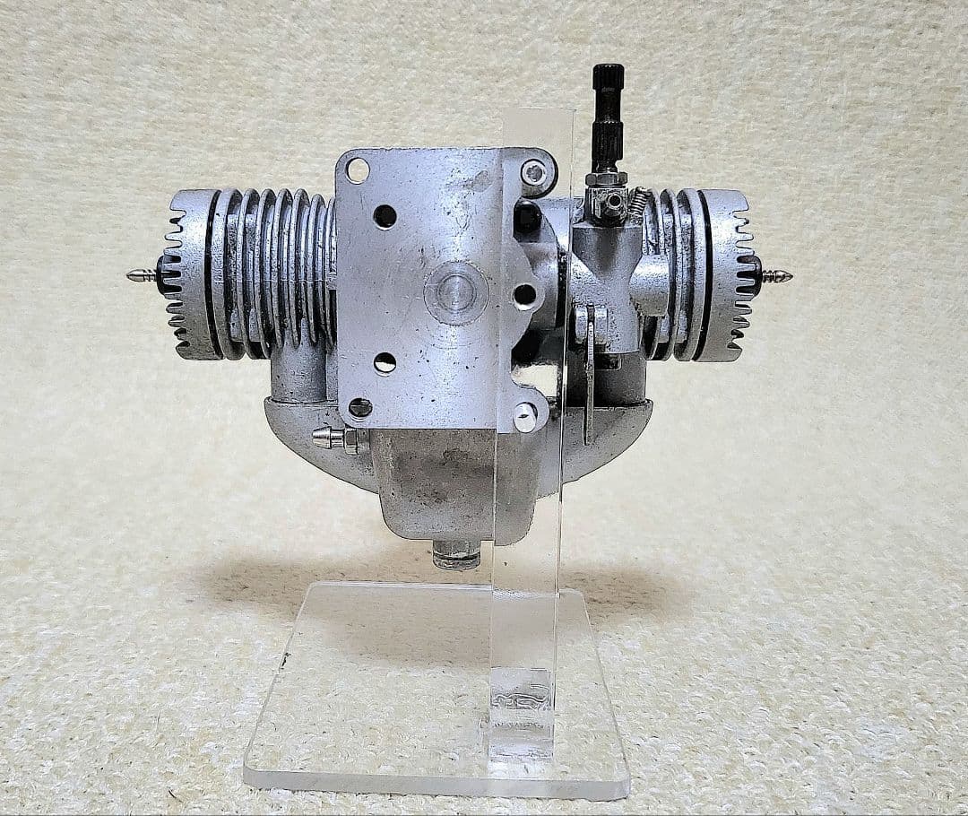 ラジコン飛行機用エンジン　ジーマーク　G-MARK　ツイン30 RC