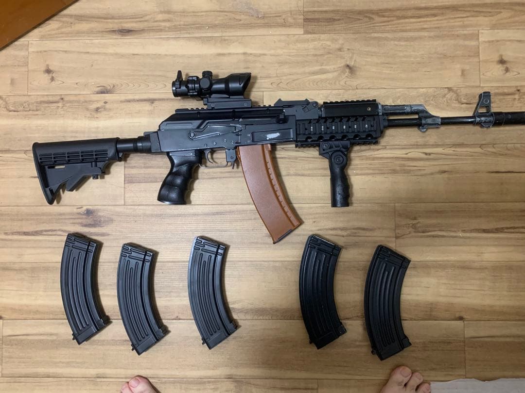 東京マルイ電動ガンAK47外装内部カスタムドットサイト付き PMC装備