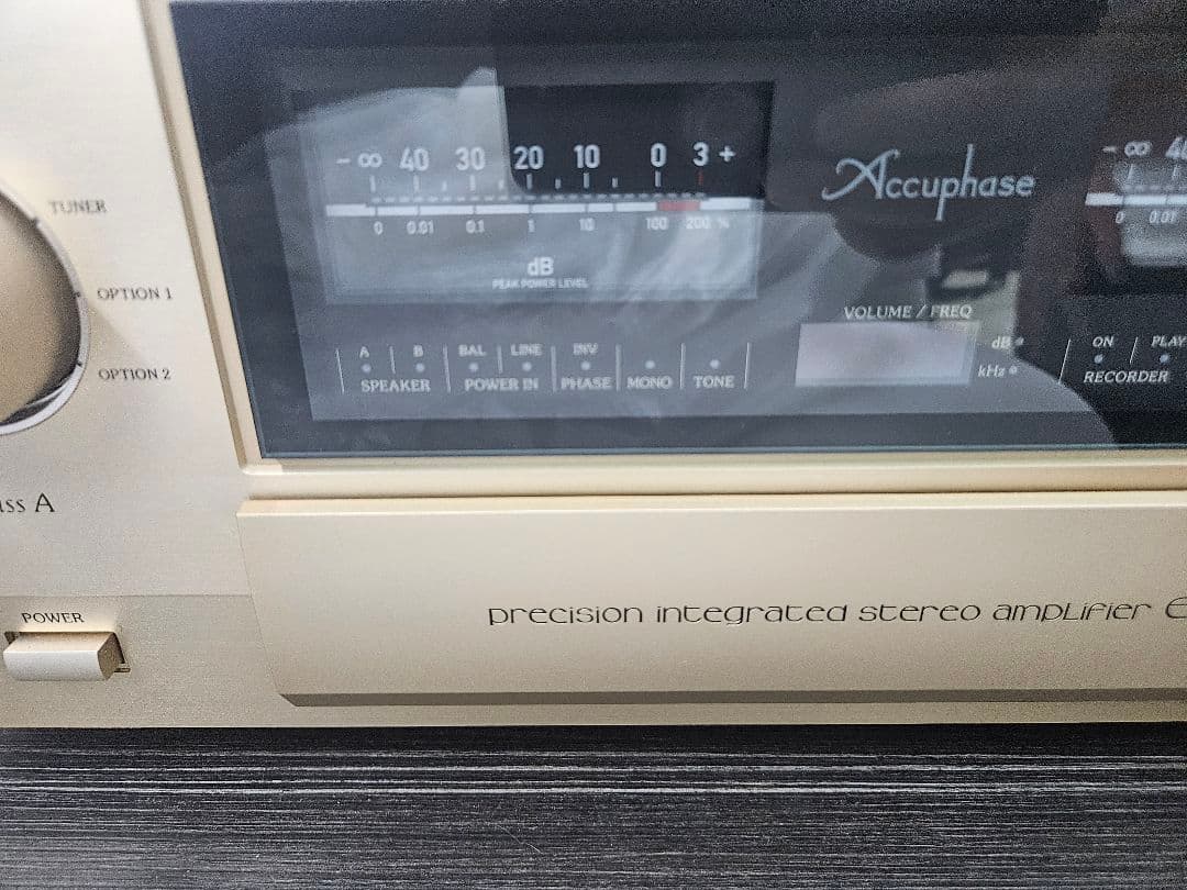 Accuphase E-600 プリメインアンプ リモコン付き 元箱有り 音響