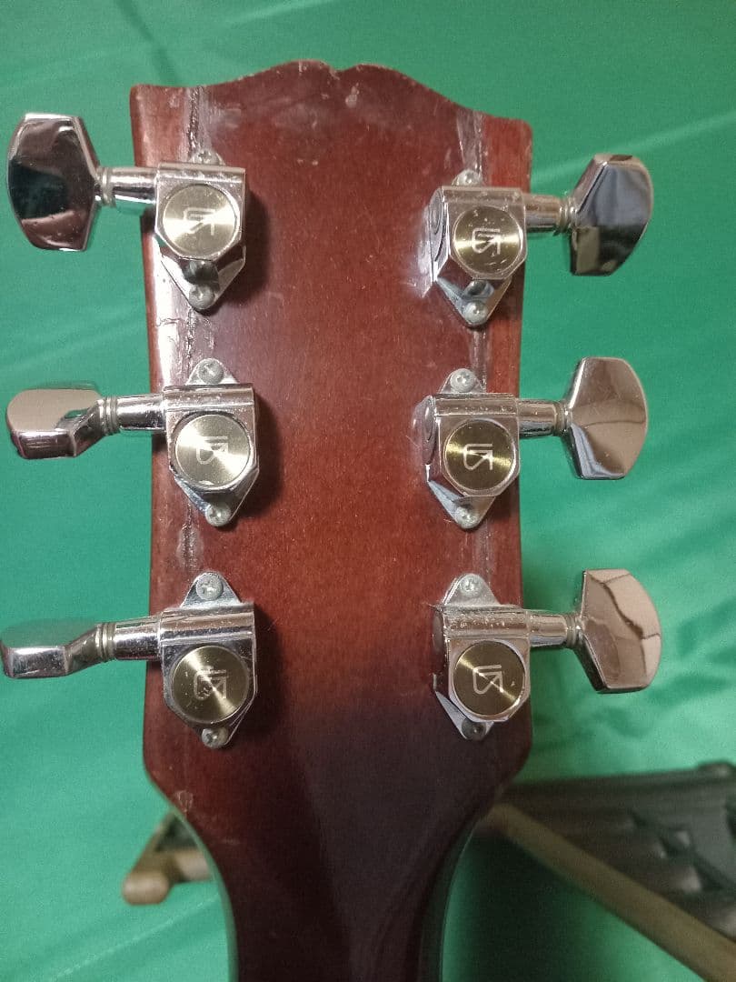 Chaki アコースティックギター