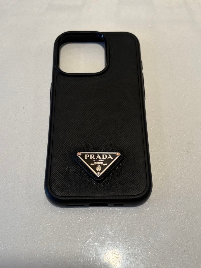 正規品　PRADA iphone15pro ケース
