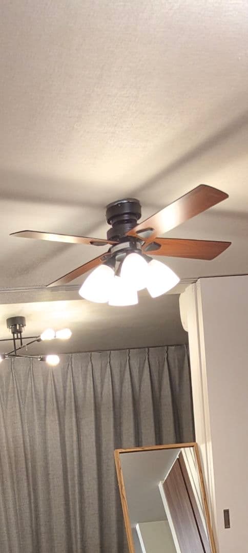 LOWYA シーリングファンライト ウォルナット ブラック