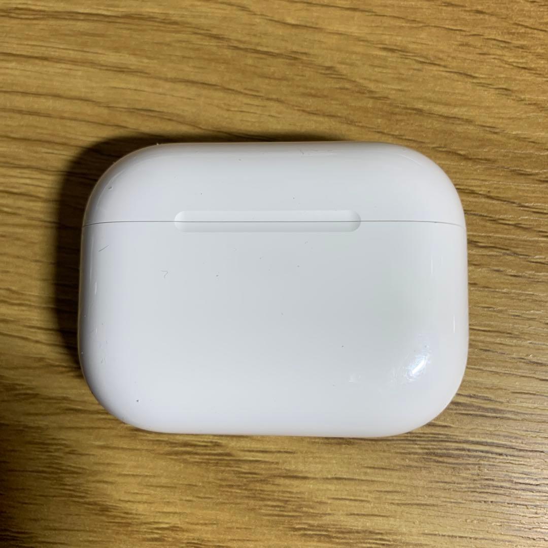 Apple AirPods Pro 第3世代　充電ケース　A3122