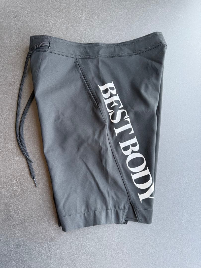 ベストボディジャパン　サーフパンツ　Sサイズ　ブラック