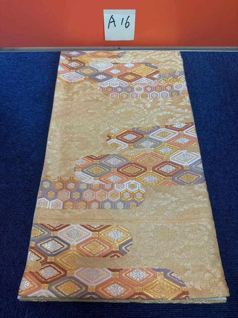 1932 袋帯 古代彫金紋  西陣織   金糸　高級上質上品　約440cm未使用