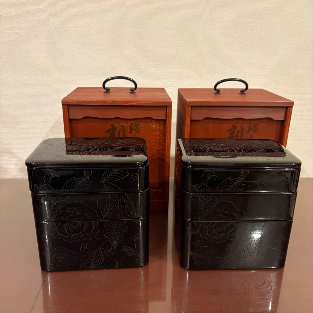 輪島塗　手提げ木箱入割子弁当箱２点