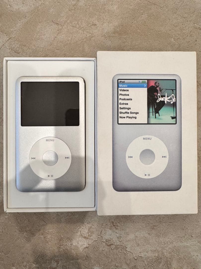 美品 iPod classic 120GB アイポッド シルバー 動作確認済