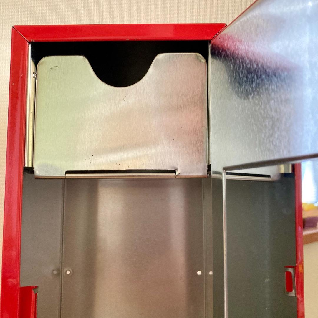 ■キットカット■海外ノベルティ■ミニロッカー■kit kat