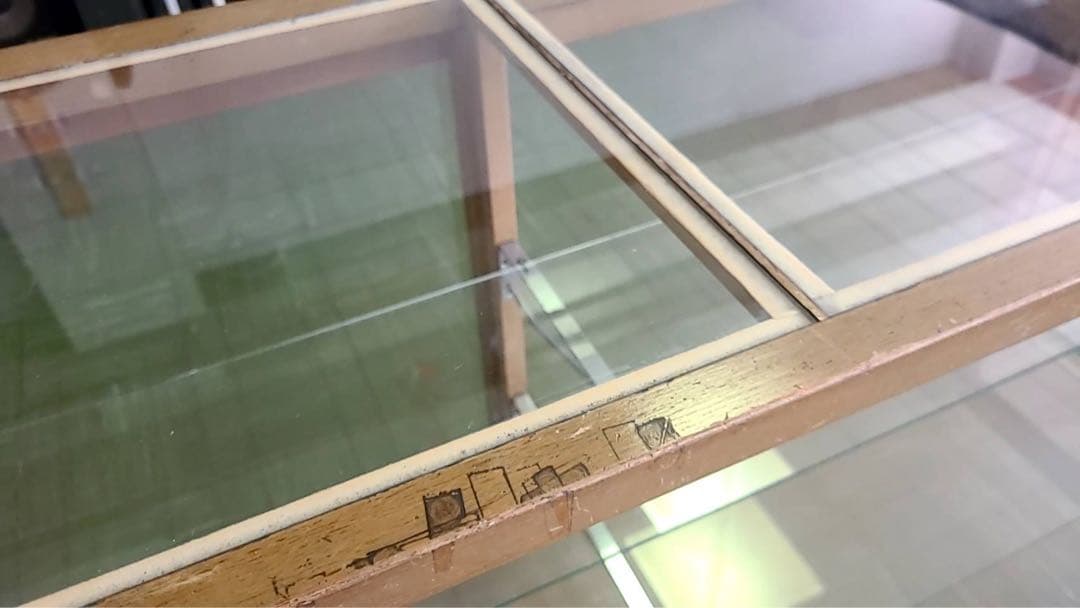 ヴィンテージ　木製　ガラスショーケース