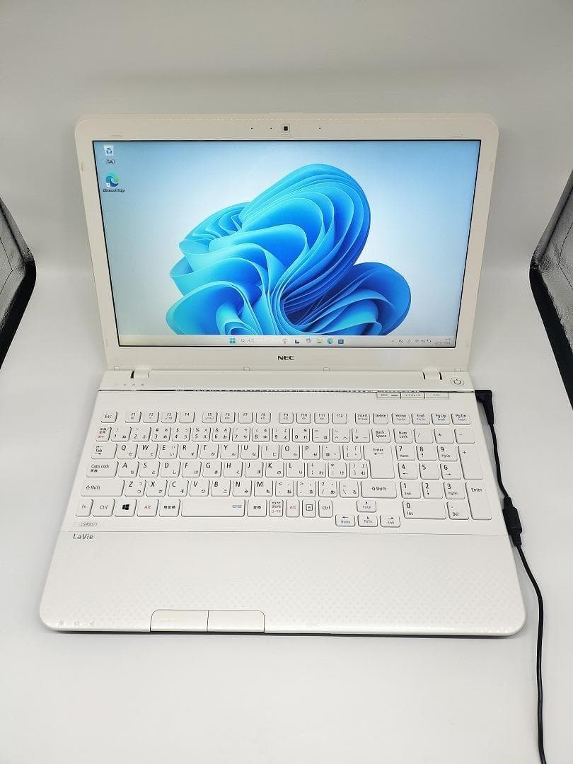 【NEC】爆速Corei7/新品SSD256GB 15.6 ノートパソコン B3