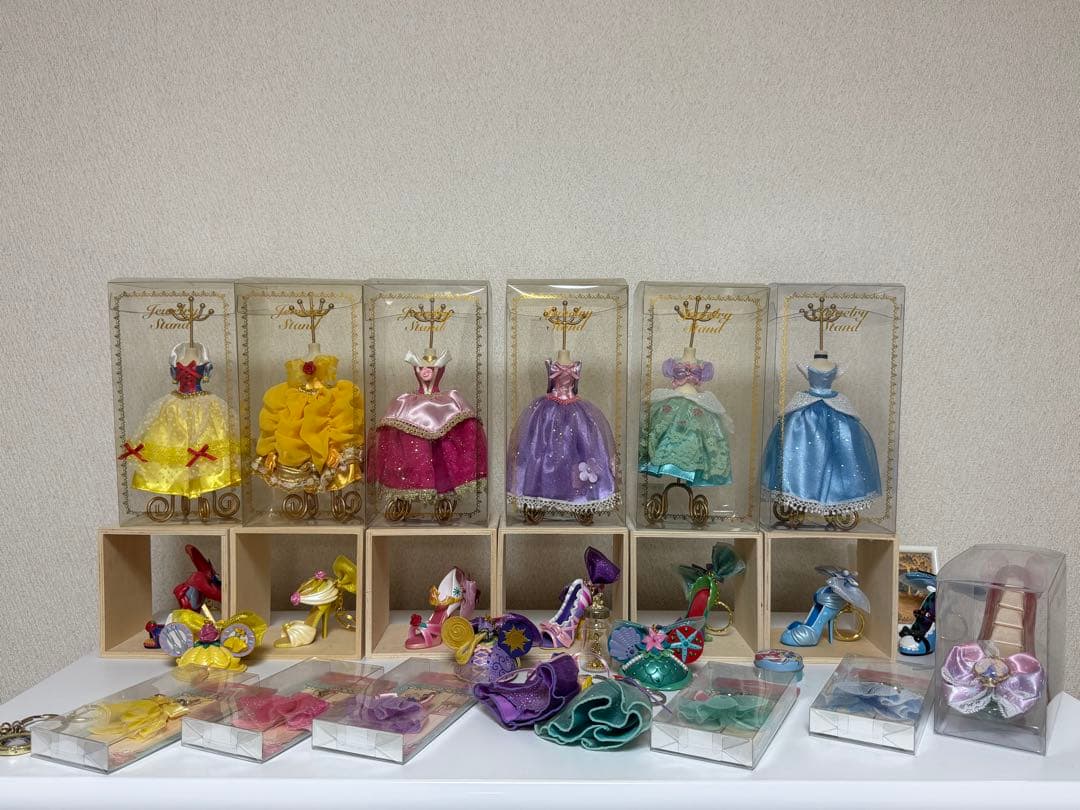 ディズニープリンセス　アクセサリースタンドセット