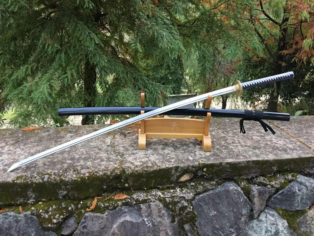 毎年魚がいる 日本刀 模造刀 居合刀