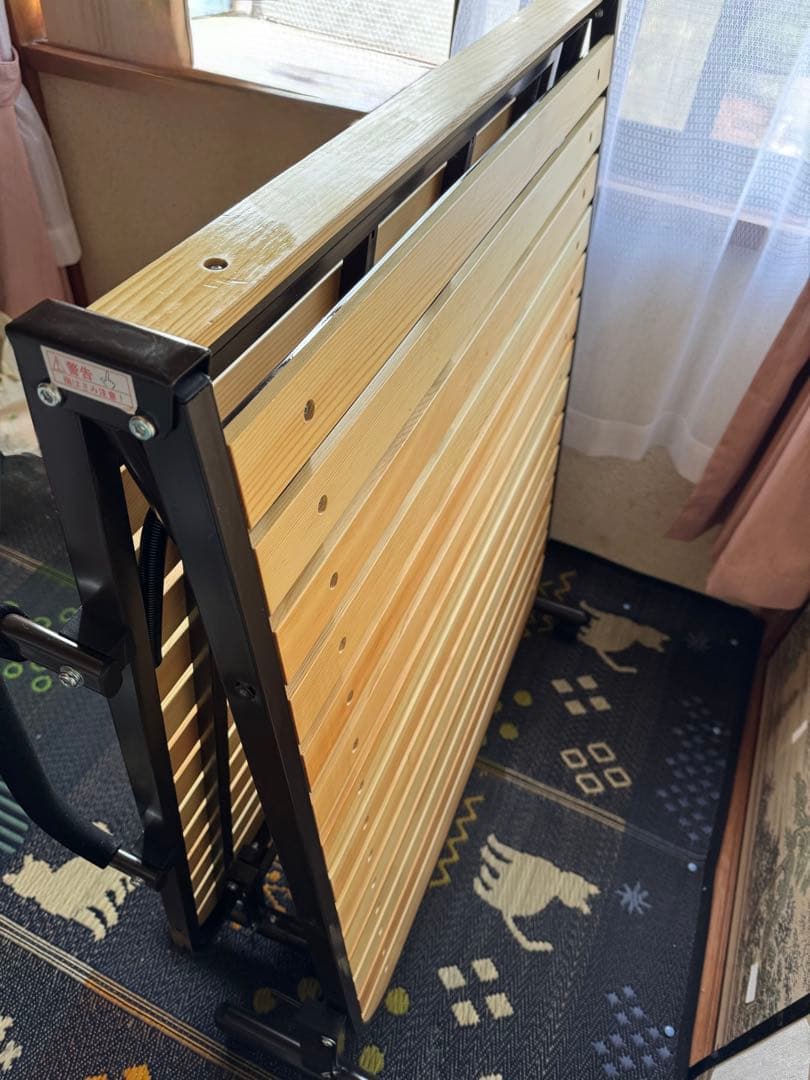 陽水職人 使用頻度少　アイリスオーヤマ　折りたたみすのこベッド