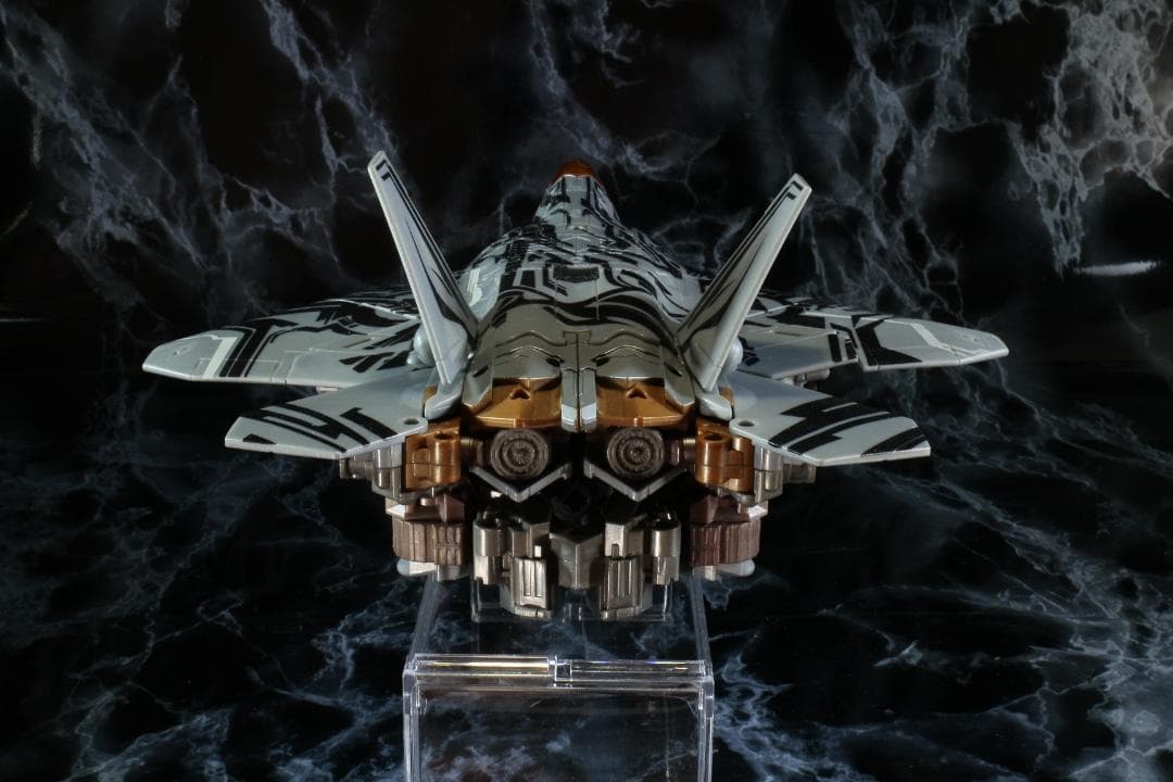 k*y様 中古 ハズブロ　スタースクリーム（海外版 MPM-01）